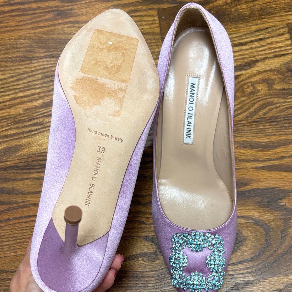 Manolo Blahnik Lavender Embellished Heels - Picture 2 of 3